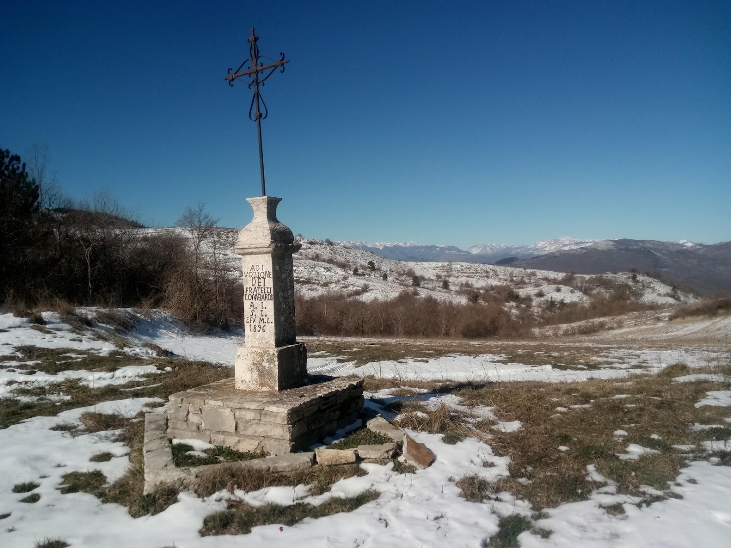 Croce viaria F.lli Lombardi