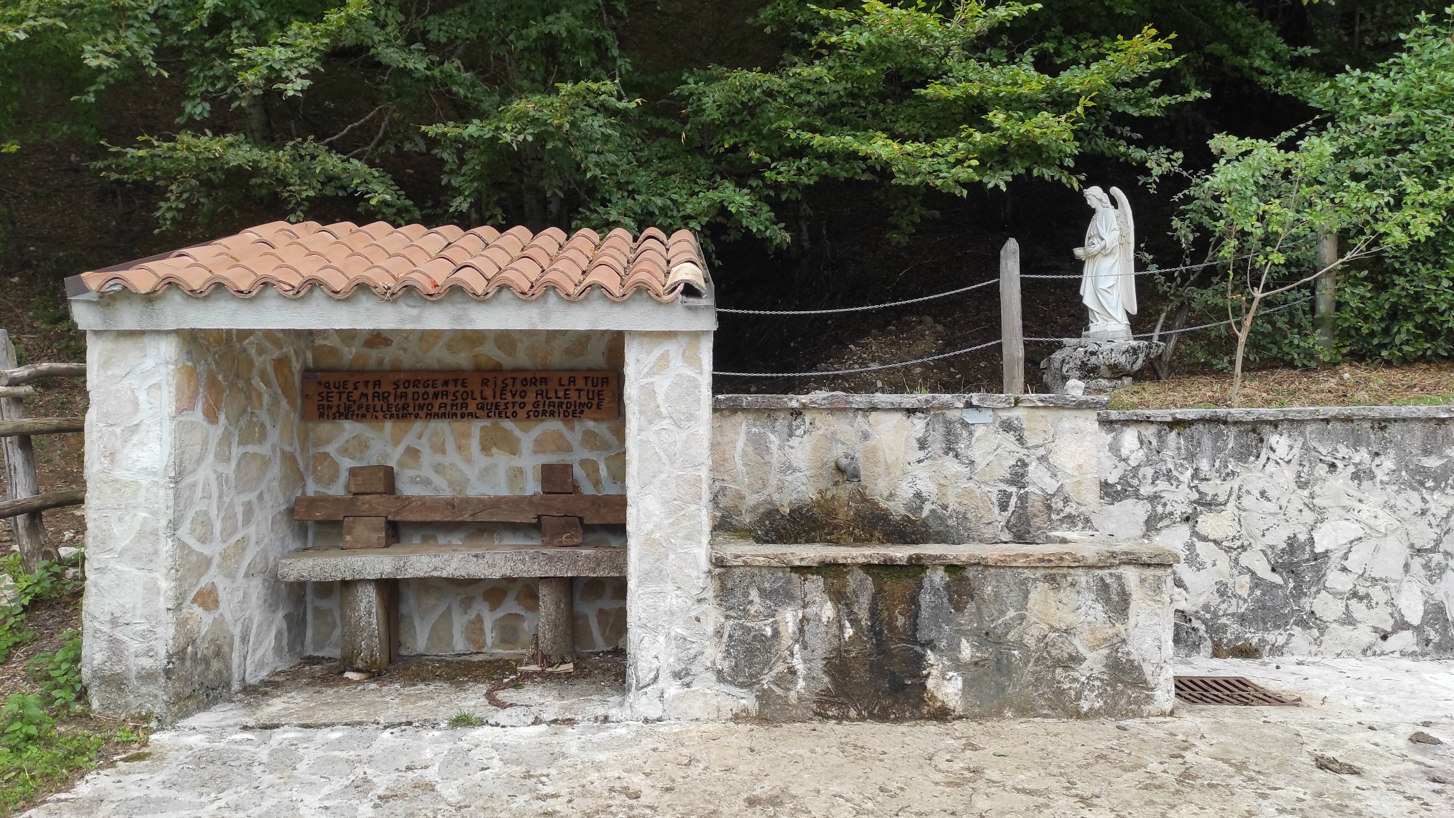 Fonte Santa Maria