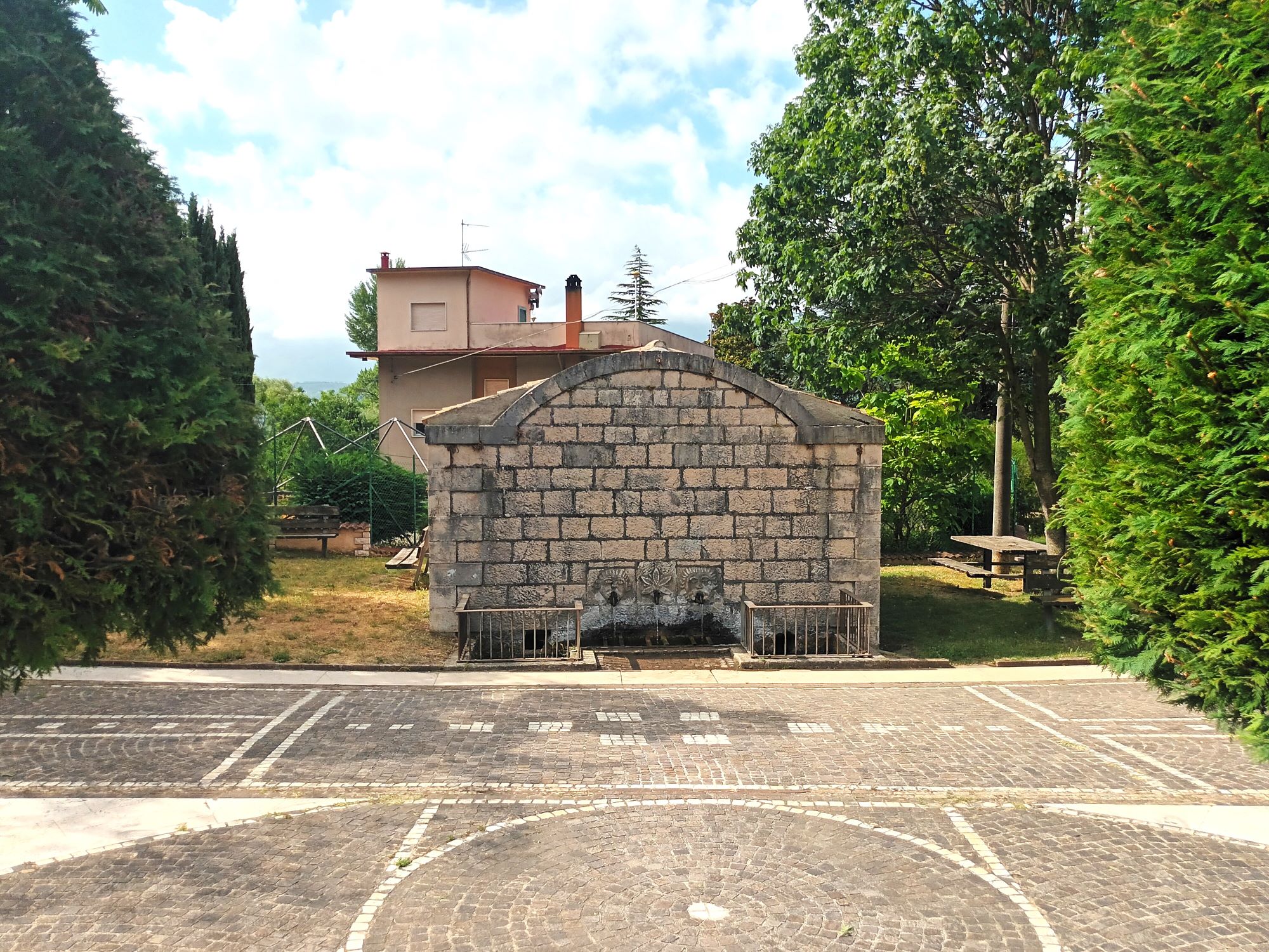 Sant'Angelo in Grotte
