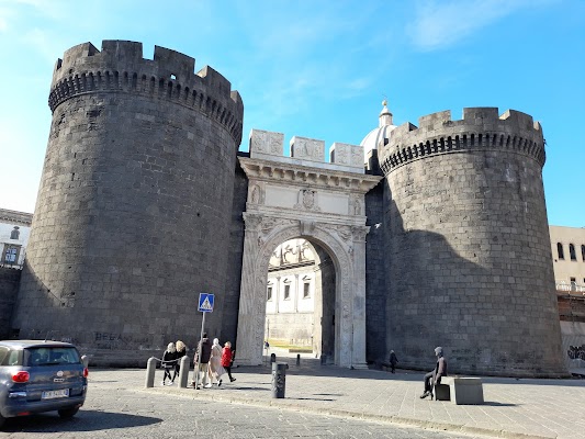 Porta Capuana